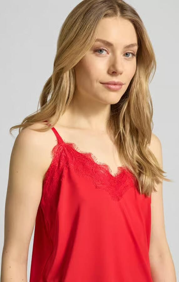 FREE QUENT regular fit top met kant model 'Bicco'