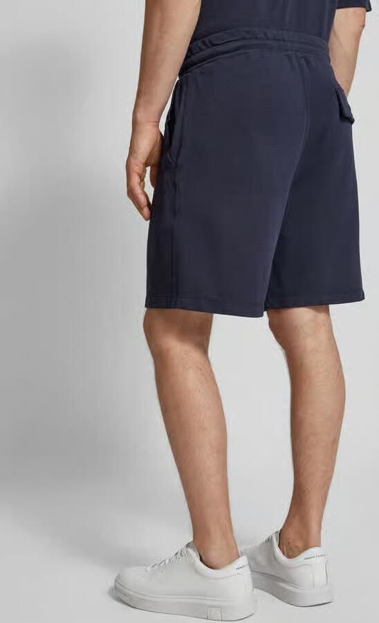 GABBA Korte regular fit broek met streepmotief model 'Fede Win'