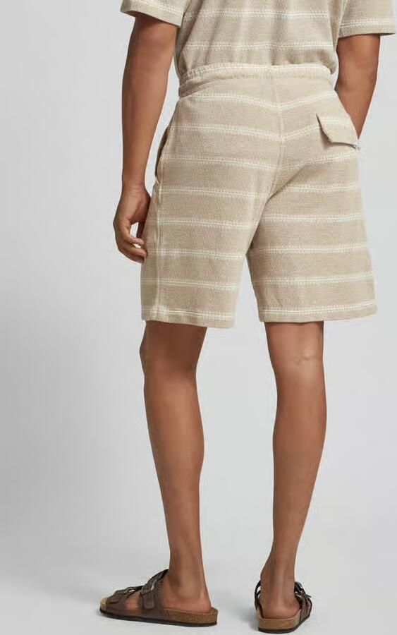 GABBA Korte regular fit broek met streepmotief model 'Fede Win'