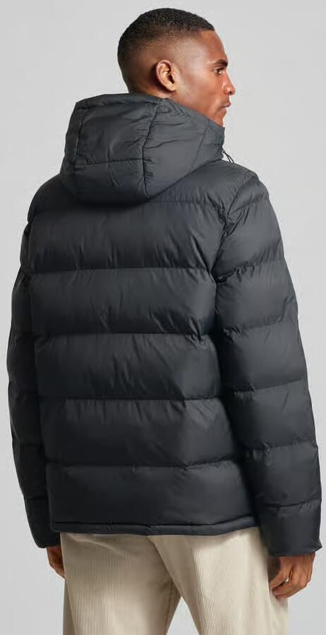 Gant Gewatteerde jas ACTIVE CLOUD JACKET Met windbeschermende boorden siliconen merkembleem