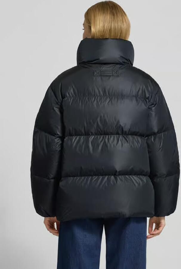 Gant Relaxed fit gewatteerd jack met vulling van dons en veren