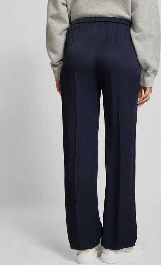 Gant Straight fit stoffen broek van pure viscose met persplooien - Foto 3