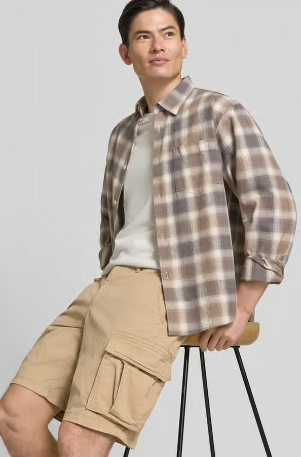 GAP Short met cargozakken model 'NEW 24'