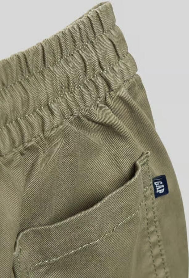 GAP Short met steekzakken en elastische band