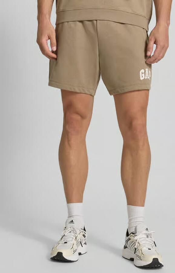 GAP straight fit korte broek met logostitching model 'Arch' - Foto 3