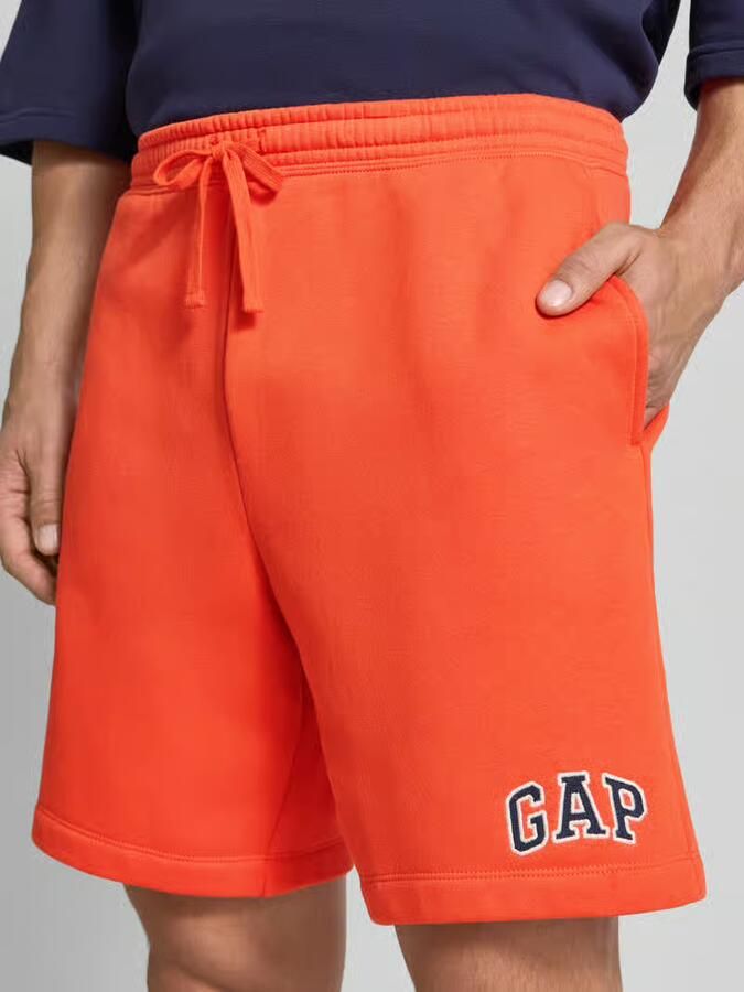 GAP straight fit short met logostitching model 'Heritage' - Foto 2