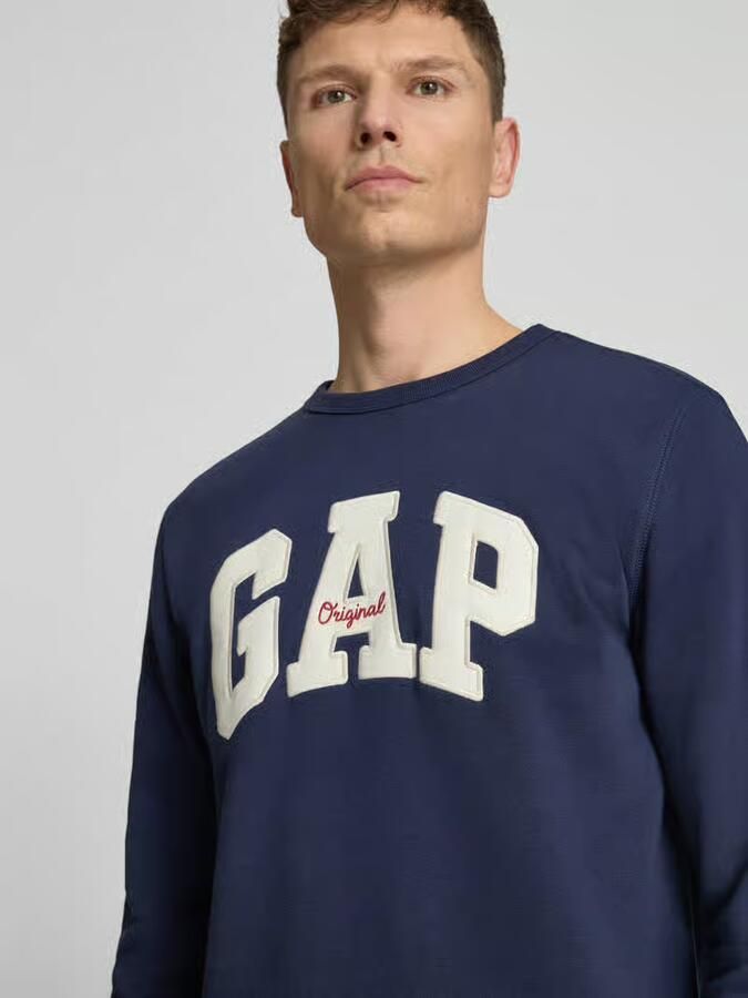 GAP Sweatshirt met logo en ronde hals