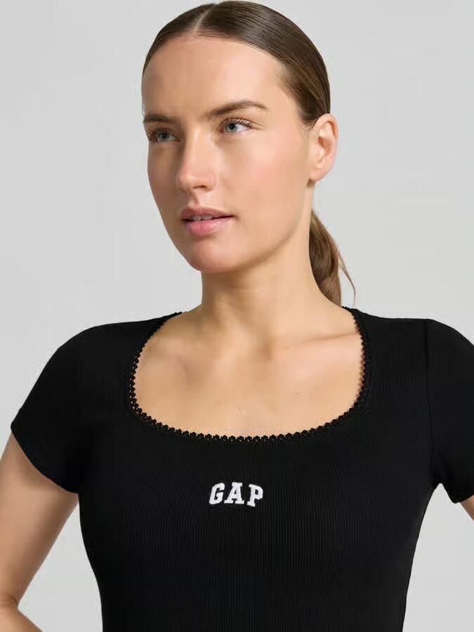 GAP t-shirt met gestikt logo