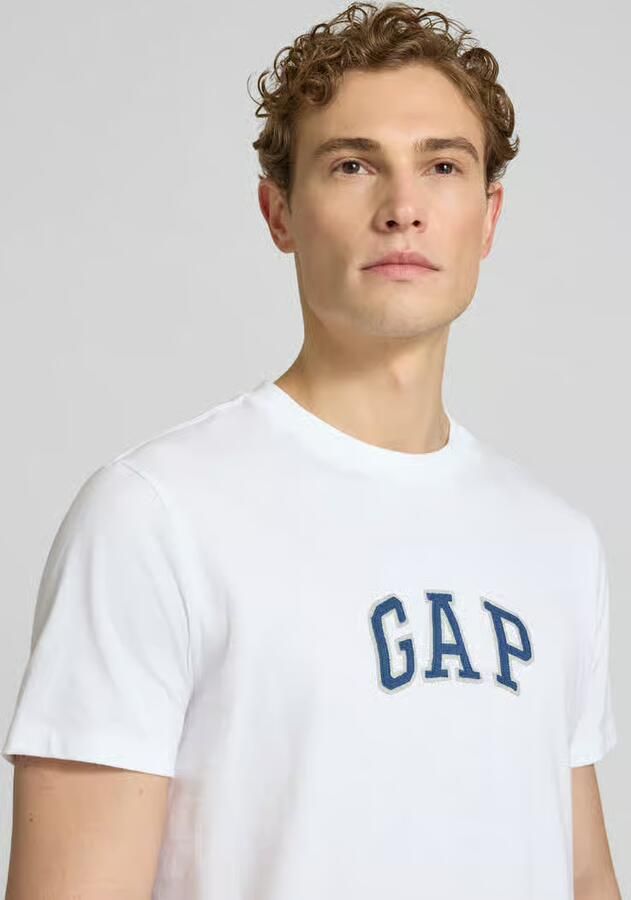 GAP T-shirt met logopatch en ronde hals