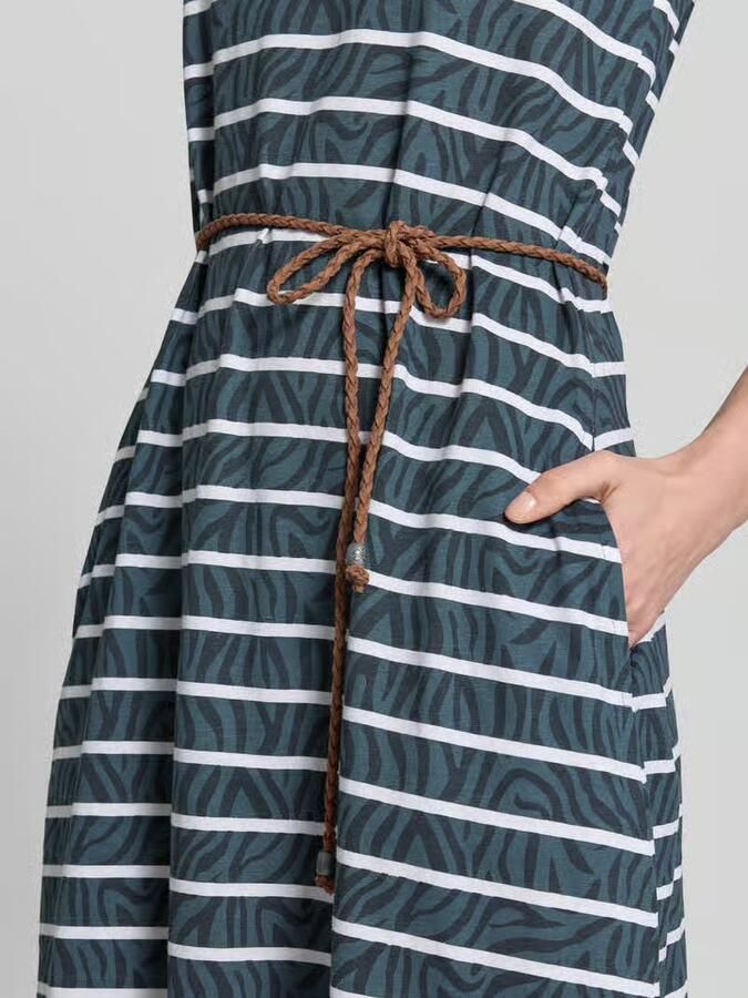 G.I.G.A. DX Knie-lange t-shirtjurk met strikceintuur