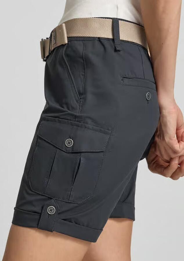 G.I.G.A. DX Short met hydrocool effect en riem
