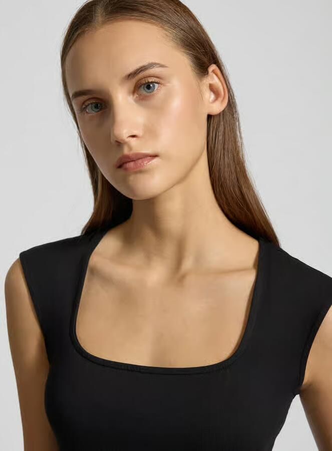 Gina Tricot Body met vierkante hals model 'Soft touch'