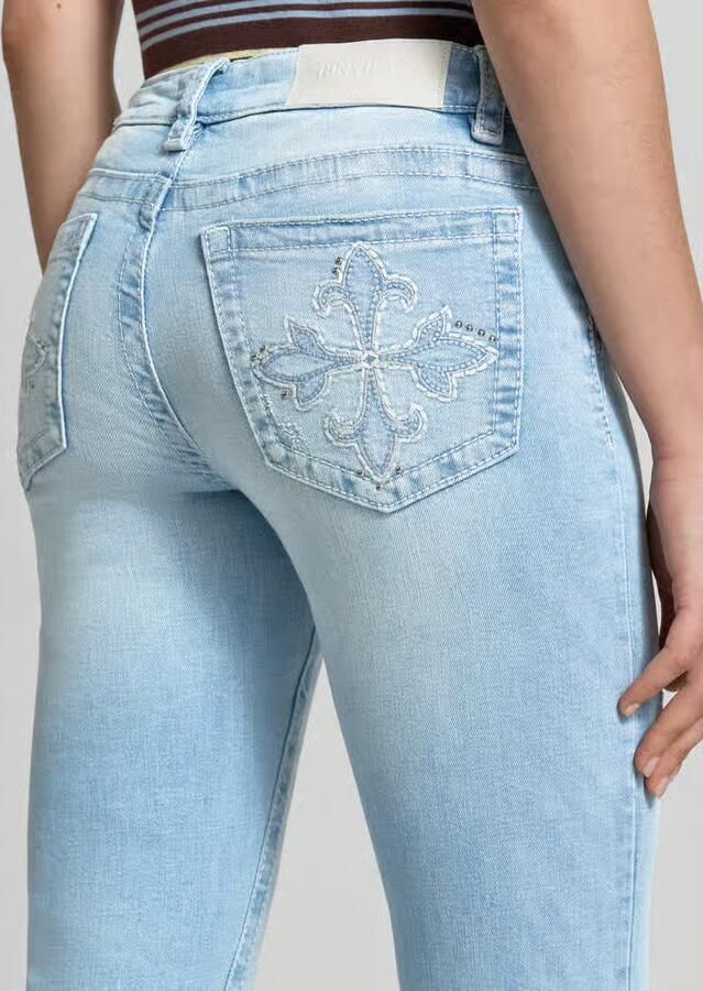 Gina Tricot Flared jeans in used-look model 'Poppy'