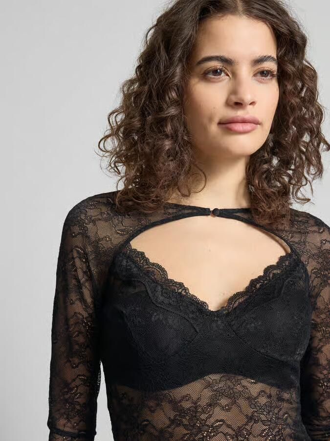 Gina Tricot Longsleeve met cut-out