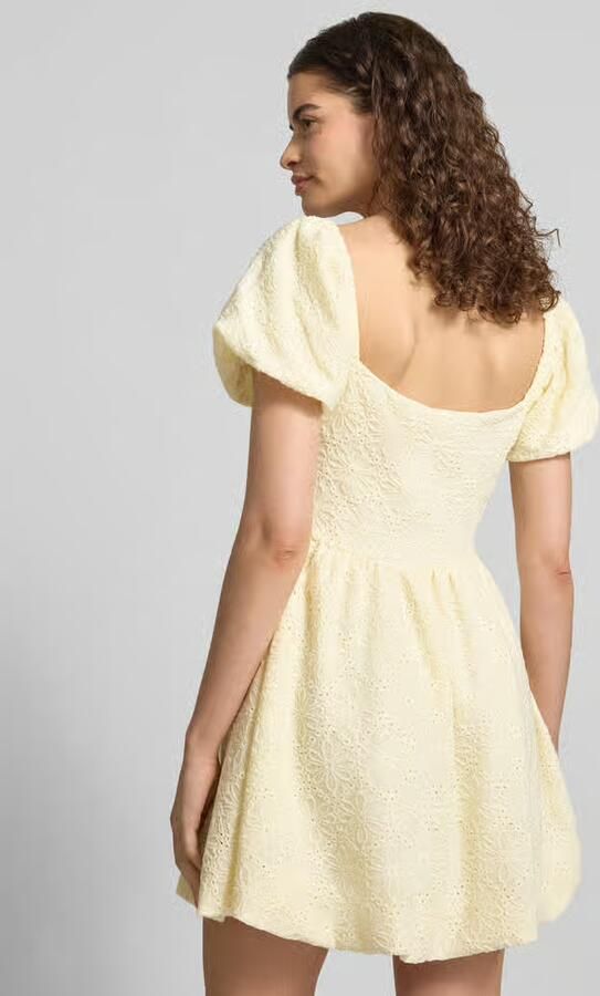 Gina Tricot mini-jurk met bloemige stitching met gaatjes - Foto 3