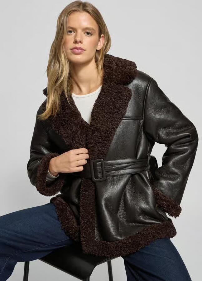 Gina Tricot Regular fit jack in leerlook model 'Teddy'