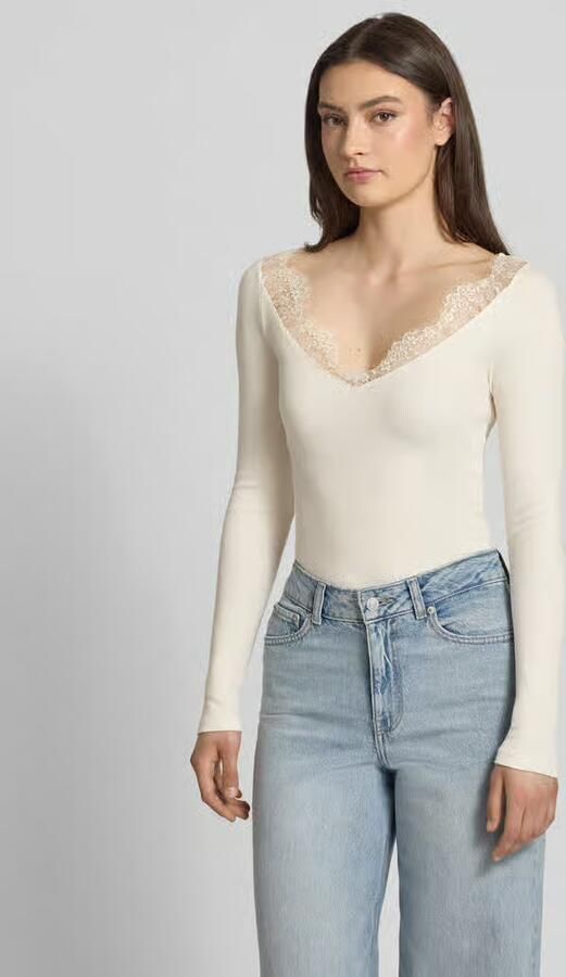Gina Tricot Shirt met lange mouwen met V-hals en kant - Foto 3