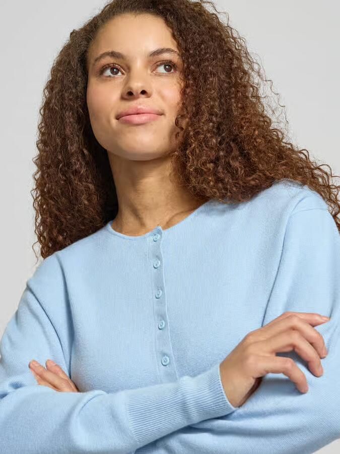 Gina Tricot Slim fit cardigan van viscosemix