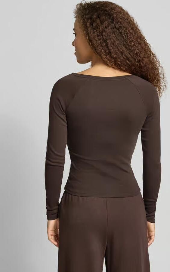 Gina Tricot Slim fit shirt met lange mouwen met V-hals - Foto 4