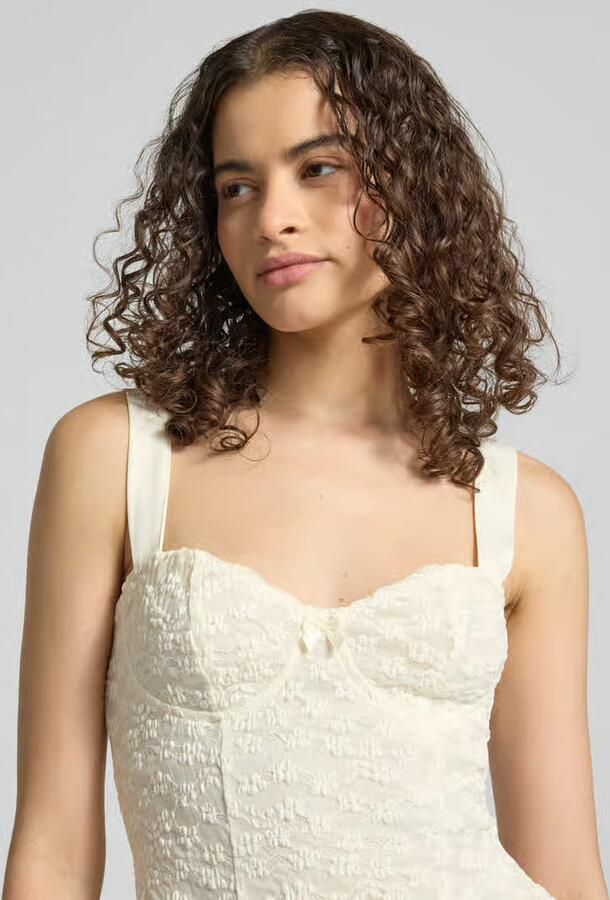 Gina Tricot slim fit top met all-over kant