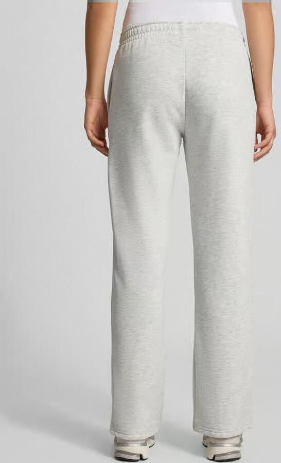 Gina Tricot wide fit sweatpants van katoenmix model 'Iconic' - Foto 4