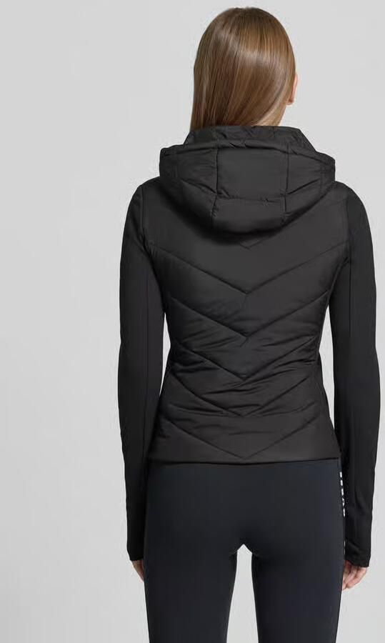 GUESS Activewear Gewatteerd jack met capuchon model 'GRAZIA' - Foto 3