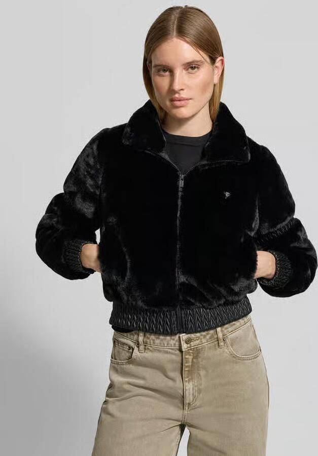GUESS Activewear Jack van imitatiebont met opstaande kraag model 'CARLA' - Foto 2