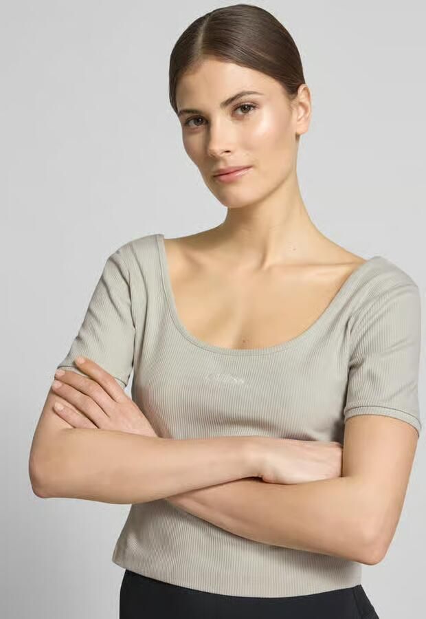 GUESS Activewear Kort T-shirt van lyocellmix model 'Circe'