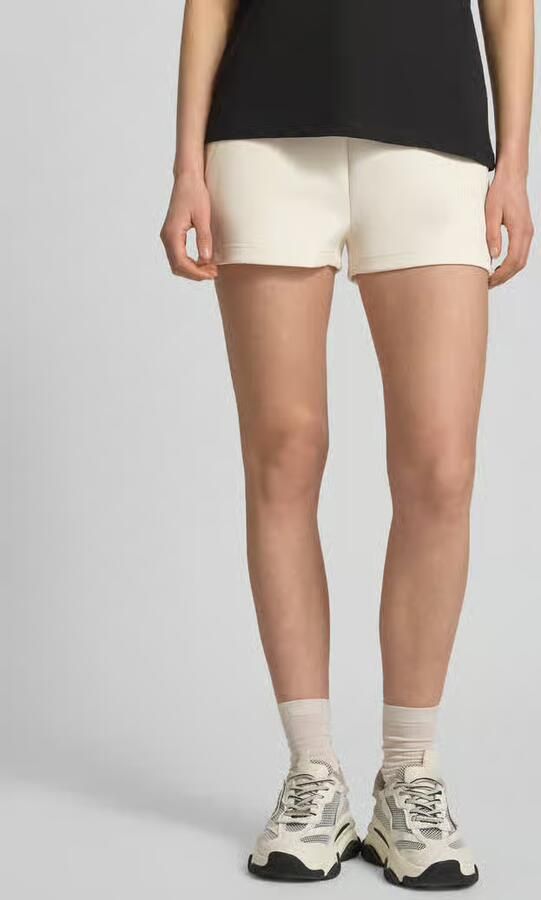 GUESS Activewear Sweatshorts met tunnelkoord en logoprint model 'BRITNEY' - Foto 2
