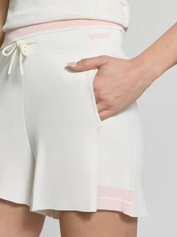 GUESS Activewear wide fit shorts van viscosemix model 'Gabry'