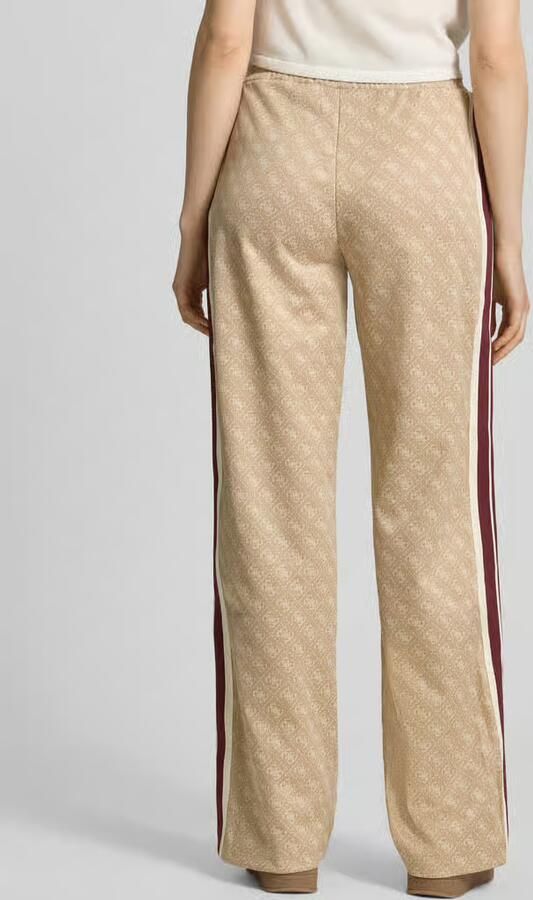 GUESS Activewear wide fit sweatpants met all-over logoprint model 'Jacquard' - Foto 3