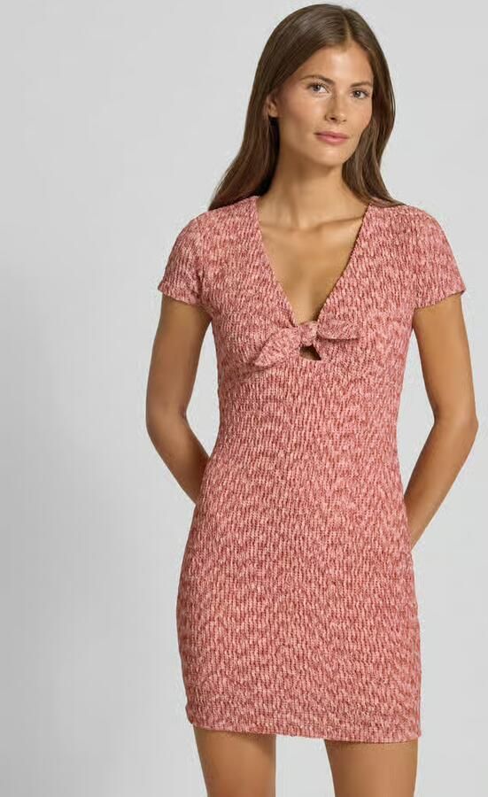 Guess Mini-jurk met V-hals en knoopdetail model 'NALENY' - Foto 2