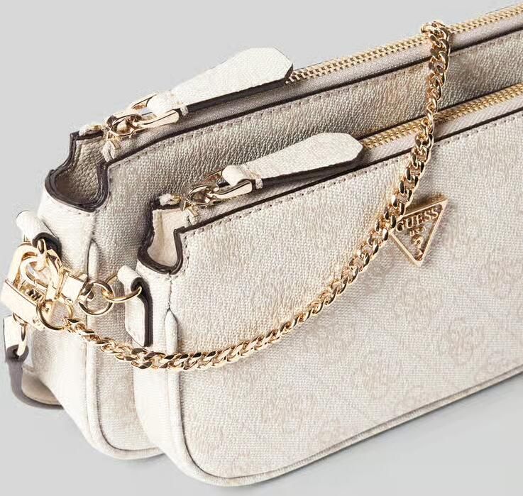 Guess Pouch met labelapplicatie model 'NOELLE II'