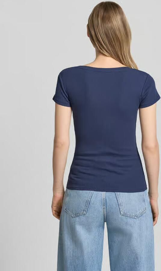 Guess slim fit T-shirt met logo-applicatie - Foto 3