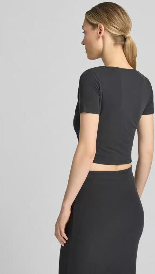 Guess T-shirt met asymmetrische hals model 'KAROLE' - Foto 3