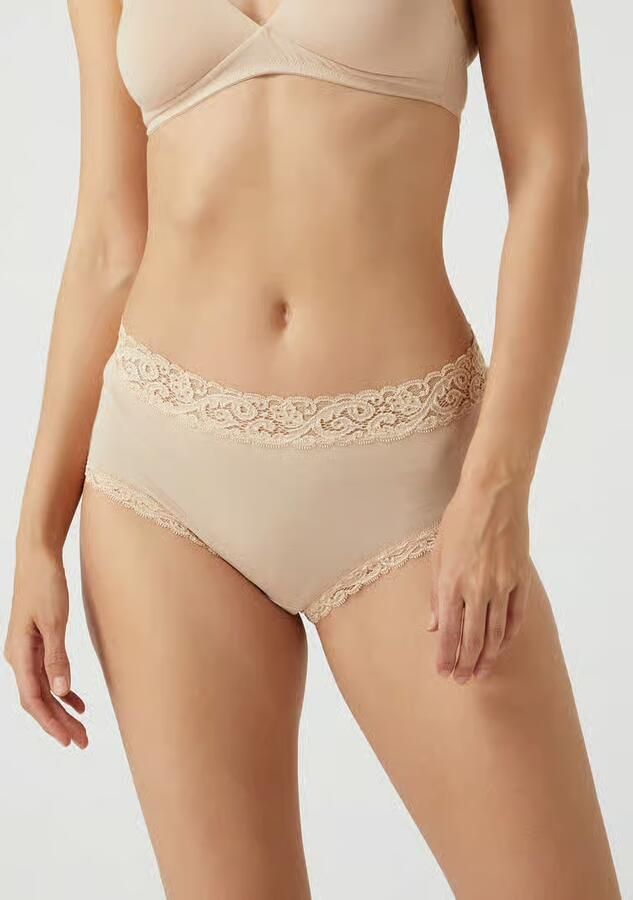 Hanro Slip met kant model 'Moments'