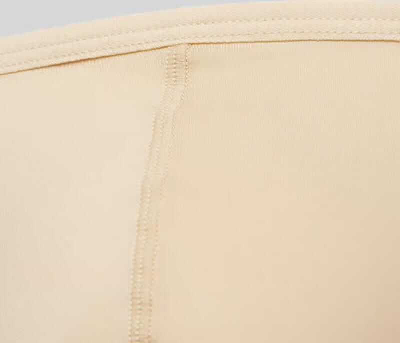 HOM String in effen design model 'Plumes'