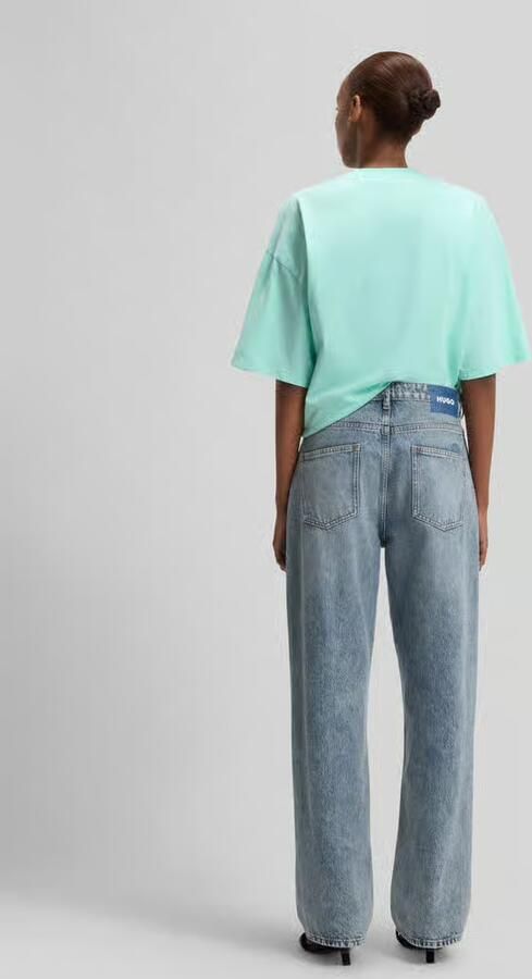 HUGO Blue loose fit jeans met zichtbare knoopsluiting - Foto 3