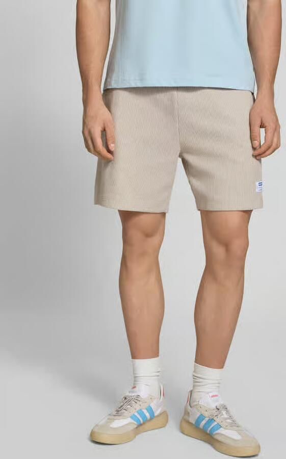 Hugo Blue Regular fit sweatshorts met labelpatch model 'Nuwafflo' - Foto 4