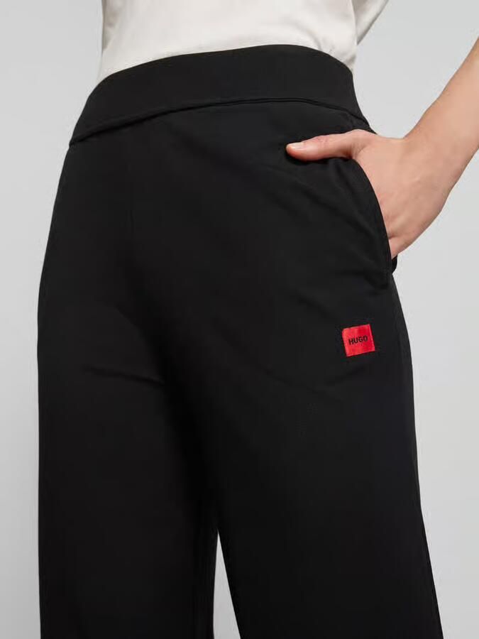 HUGO Comfort fit sweatpants van een mix van katoen en modal model 'SIGNATURE' - Foto 2