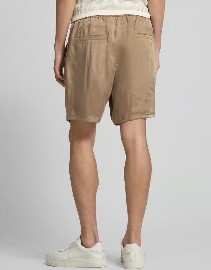 HUGO Korte regular fit broek met vaste persplooien model 'Ravis' - Foto 2