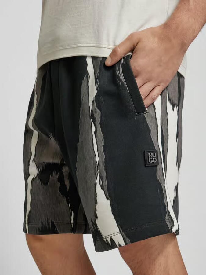 Hugo Boss Gedrukte katoenen shorts voor streetwear-stijl Multicolor Heren