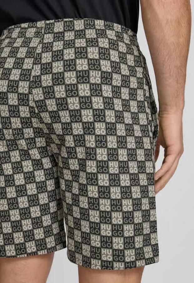 HUGO regular fit sweatshorts met logoprint