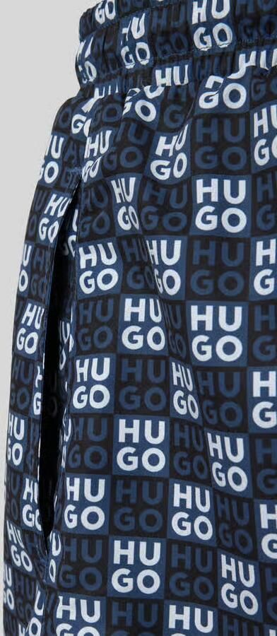 HUGO regular fit zwembroek met label in reliëf model 'AARON'