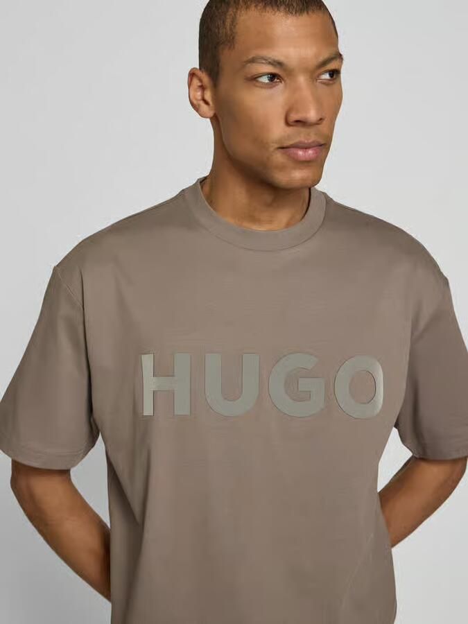 HUGO relaxed fit T-shirt van puur katoen model 'DINKEE'