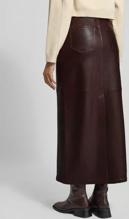 Ivy Oak Maxirok in leerlook met loopsplit model 'LISANNE'