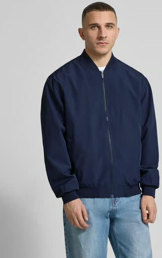Jack & jones bomberjack met zijwaartse steekzakken model 'CHARGE' - Foto 3