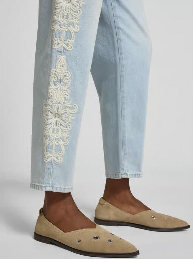 Jake*s Casual wide fit jeans met bloemrijke kanten afwerking