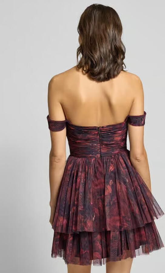 Jake*s Cocktail Cocktailjurk van mesh in off shoulder-look
