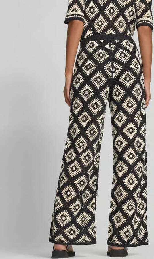 Jake*s Collection Stoffen broek met gehaakt kant en elastische band